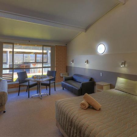 Tenterfield Motor Inn Zewnętrze zdjęcie